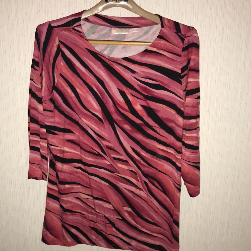 Belle by Kim Gravel top